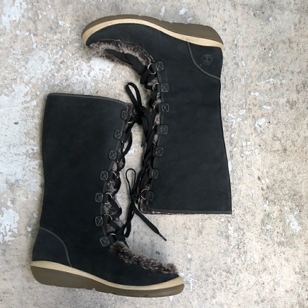 Timberlands suede boots